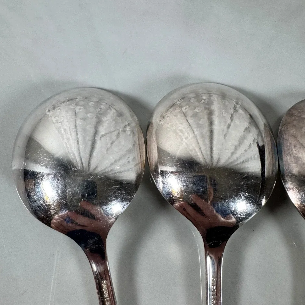 Set of 4 Oneida Simeon L & George H Rogers‎ Silver Plated Soup Spoons Lot 2